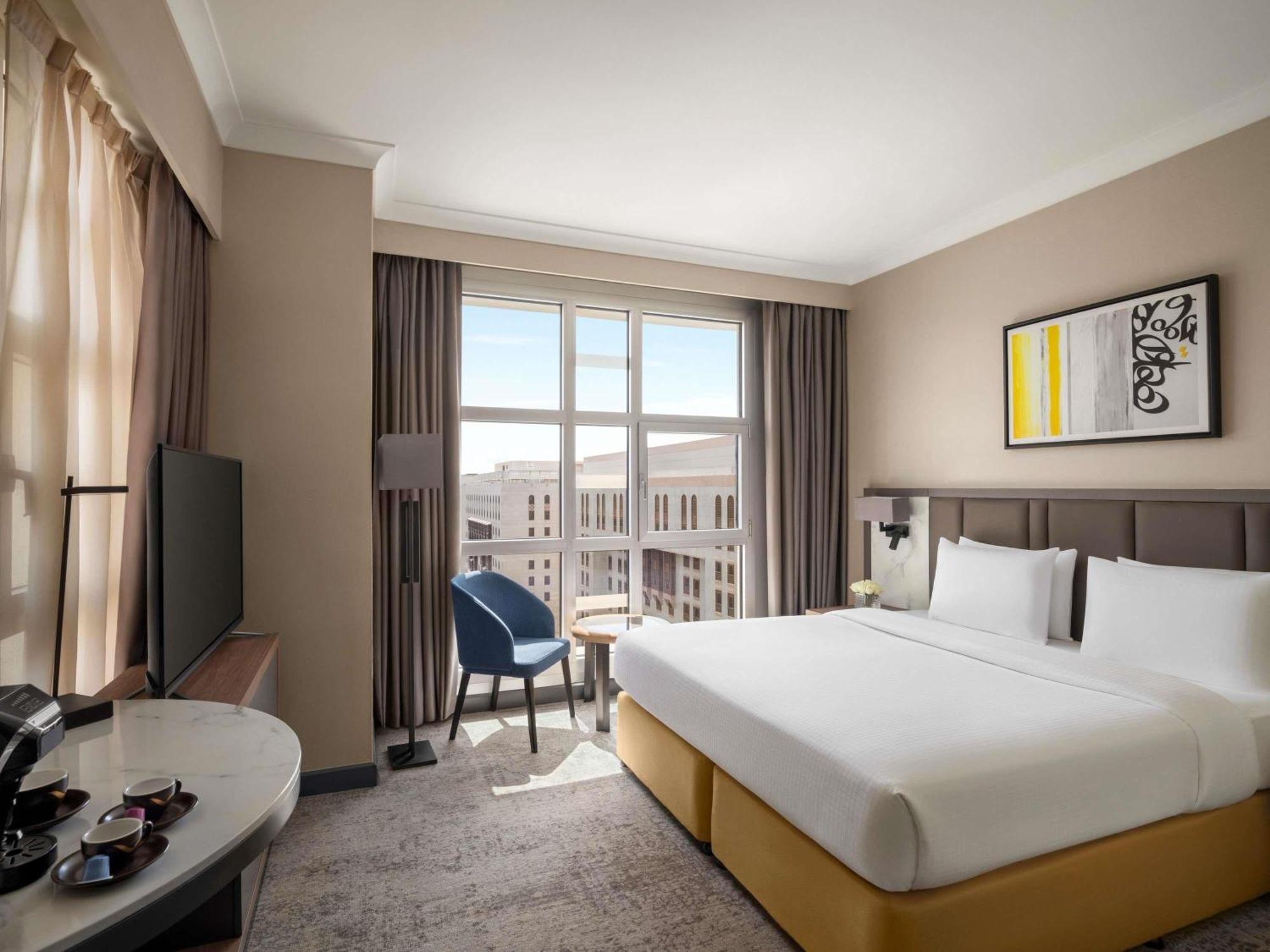 Classic King Room City or Courtyard view,1742671202:JPEG